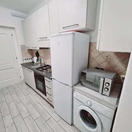 דירה Best Stay Apartment