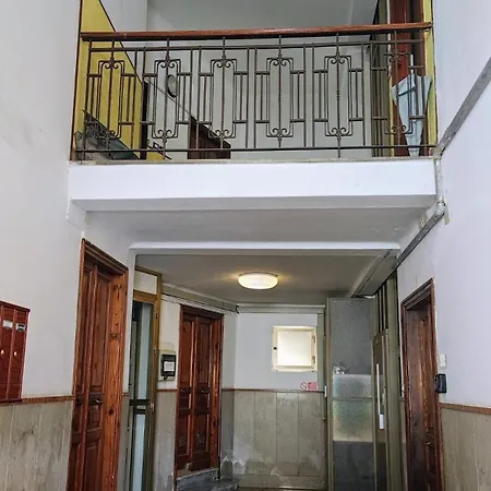 דירה Best Stay Apartment *